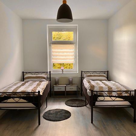 Schoene 3-Zimmer Monteurswohnung Im Sueden Von Leipzig Eg Eksteriør bilde