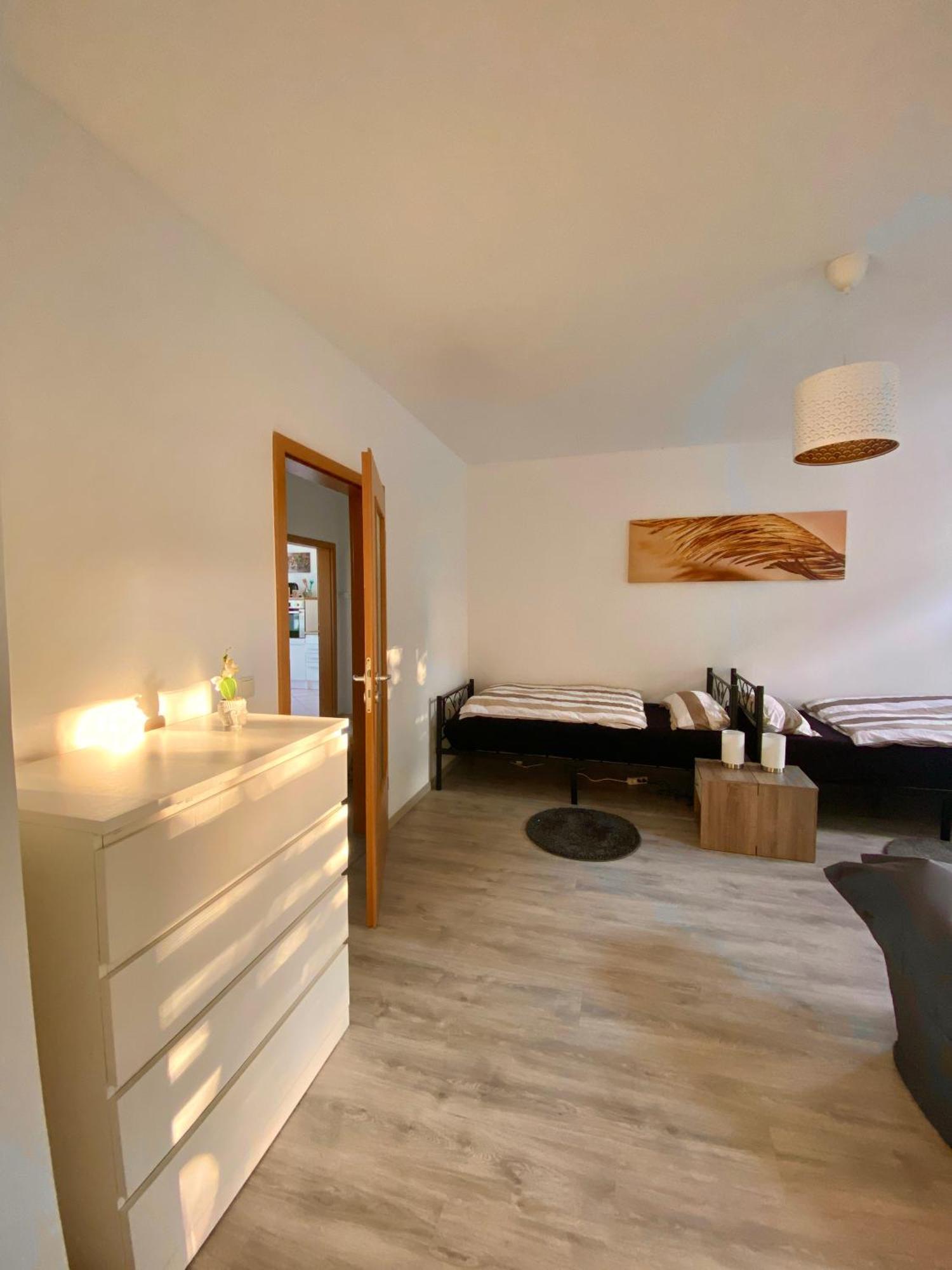 Schoene 3-Zimmer Monteurswohnung Im Sueden Von Leipzig Eg Eksteriør bilde