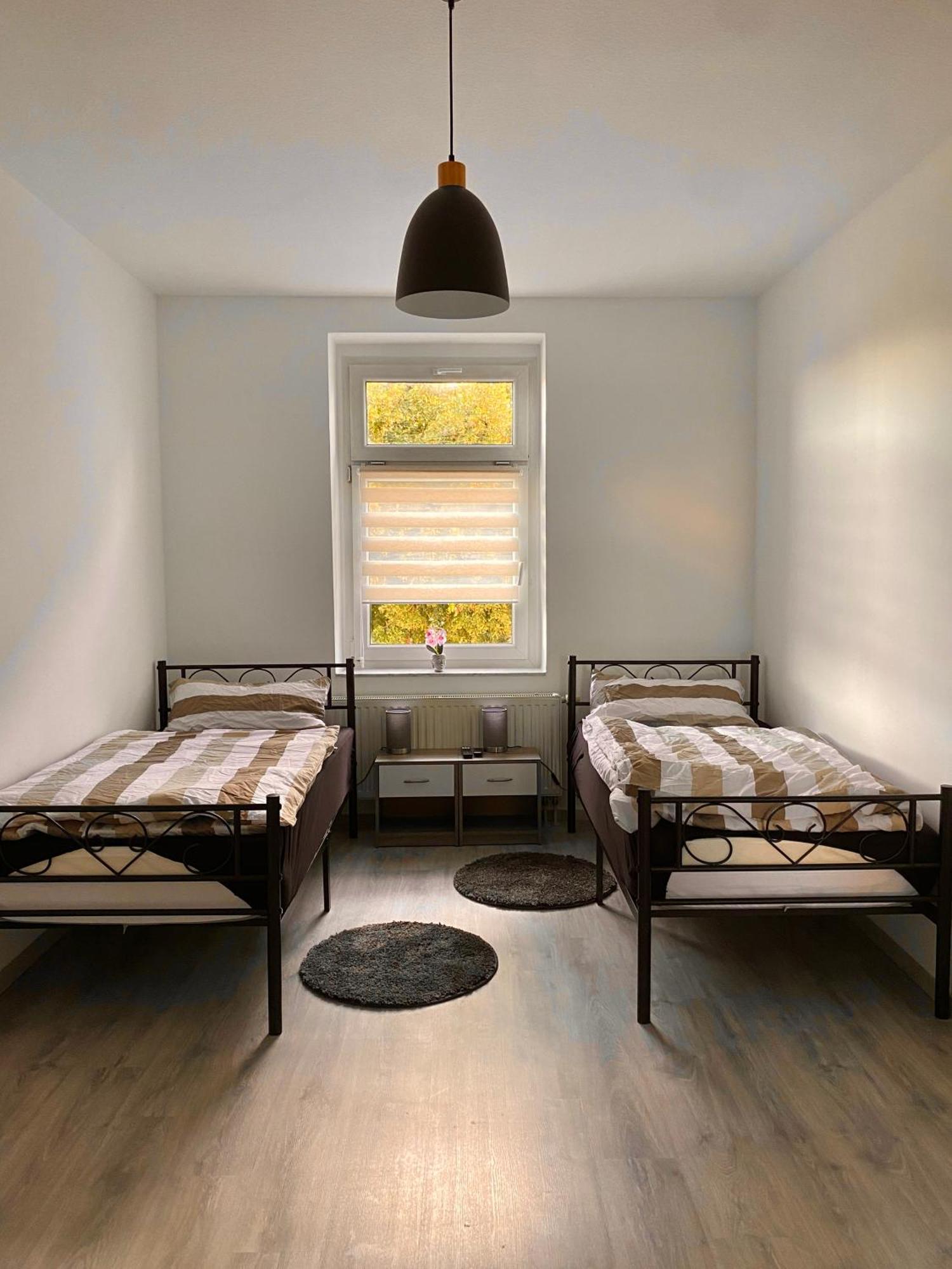 Schoene 3-Zimmer Monteurswohnung Im Sueden Von Leipzig Eg Eksteriør bilde